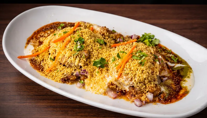 Samosa chaat